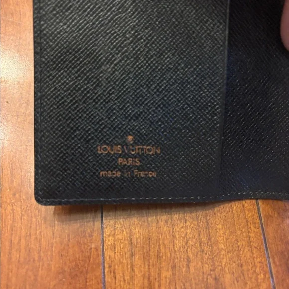 Louis Vuitton Monogram EPI Leather Wallet Green Quiet Luxury Travel Organizer - Picture 5 of 7